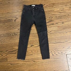 Madewell 10" High-Rise Staightleg Jeans in Berkeley Black (size 25P)